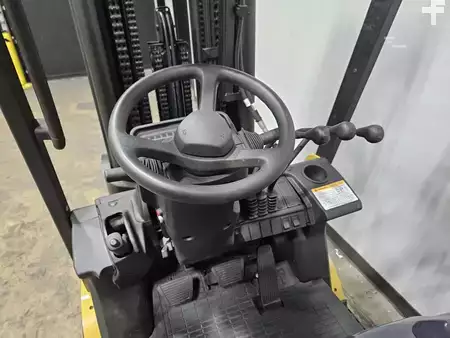 Propane Forklifts 2017  CAT Lift Trucks 2C6000 (13)