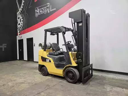 Propane Forklifts 2017  CAT Lift Trucks 2C6000 (6)