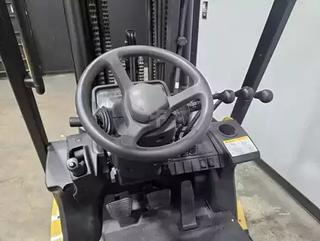Propane Forklifts 2017  CAT Lift Trucks 2C6000 (12)
