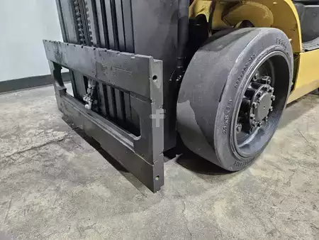 Propane Forklifts 2017  CAT Lift Trucks 2C6000 (18)