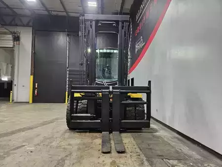 Diesel Forklifts 2019  Yale GDP280DC (7)