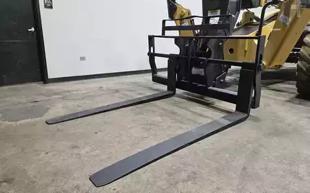 Telehandler Fixed 2019  CAT Lift Trucks TL1255D (16)