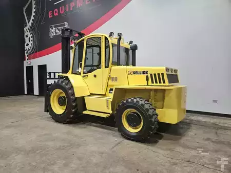 Chariots élévateurs tout terrain 2019  Sellick S100 (2)