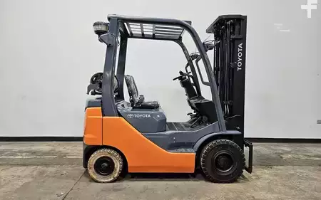 Montacargas GLP 2020  Toyota 8FGU15 (5)
