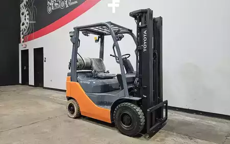 Montacargas GLP 2020  Toyota 8FGU15 (6)