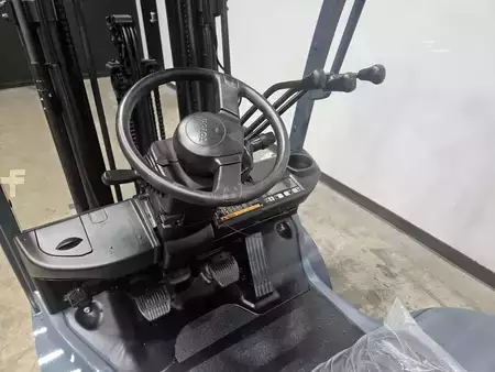 Montacargas GLP 2022  Toyota 8FGU15 (13)