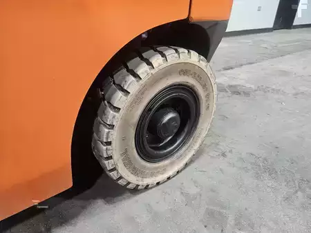 Montacargas GLP 2022  Toyota 8FGU15 (19)