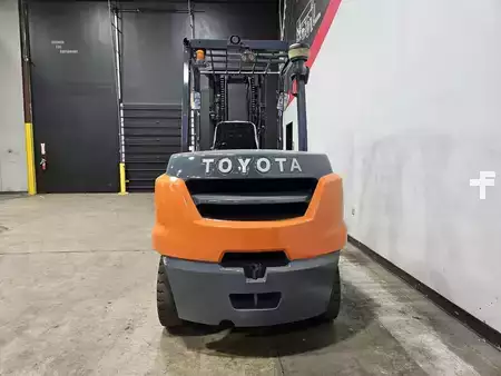 Diesel Forklifts 2018  Toyota 8FD50U (3)