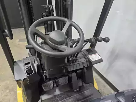 Propane Forklifts 2014  CAT Lift Trucks 2P3000 (12)