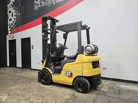 Propane Forklifts 2014  CAT Lift Trucks 2P3000 (2)