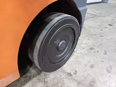 Propane Forklifts 2014  Toyota 8FGCU25 (20)