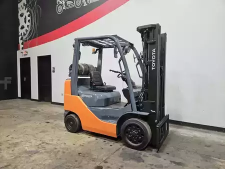 Propane Forklifts 2014  Toyota 8FGCU25 (6)