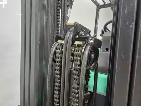 Propane Forklifts 2019  Mitsubishi FGC25N (18)