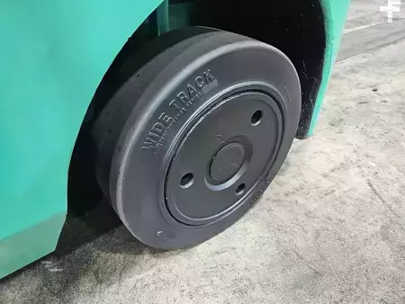 Propane Forklifts 2019  Mitsubishi FGC25N (20)