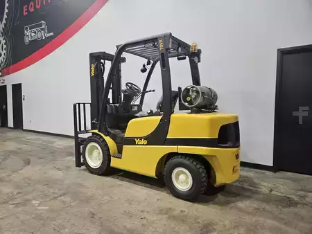 Montacargas diésel 2020  Yale GLP070VX (2)