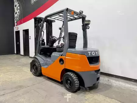 Diesel Forklifts 2021  Toyota 8FDU25 (2)