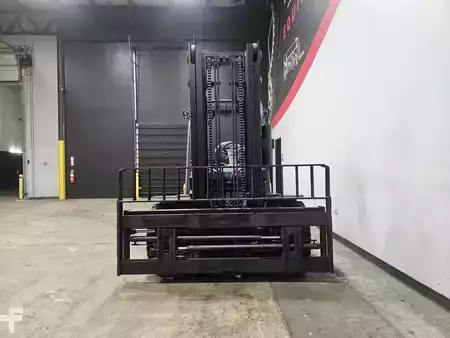 Diesel Forklifts 2018  Toyota 8FD70U (7)