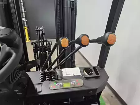 Diesel Forklifts 2022  Viper FD30 (10)