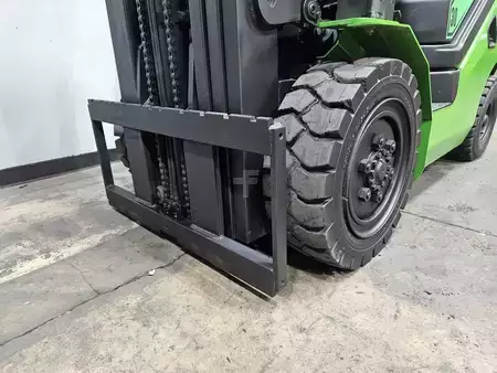 Diesel Forklifts 2022  Viper FD30 (15)