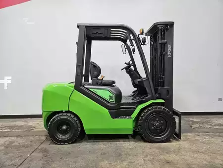 Diesel Forklifts 2022  Viper FD30 (5)