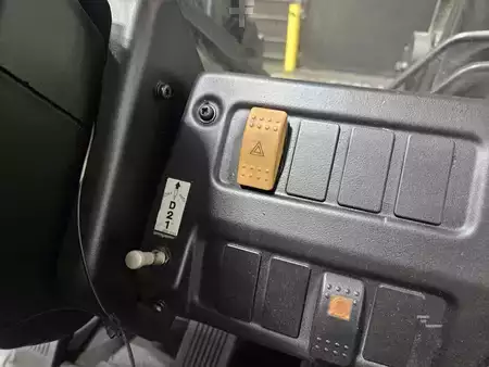 Diesel Forklifts 2008  CAT Lift Trucks P36000 (13)