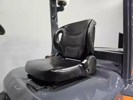 Diesel Forklifts 2018  Toyota 8FD40U (11)