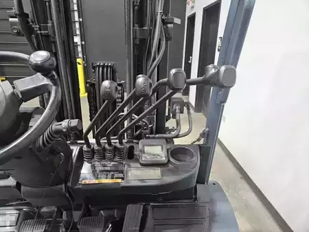 Diesel Forklifts 2018  Toyota 8FD40U (14)