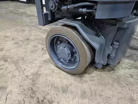 Turret Truck 2018  Aisle Master 44SE (16)