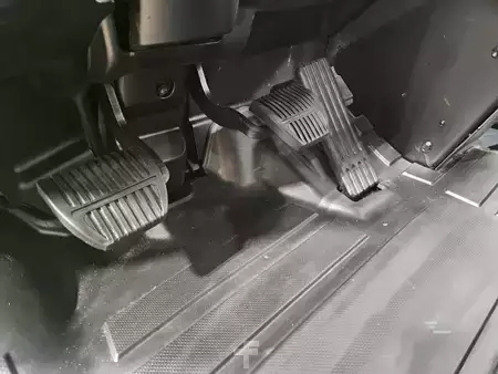 Diesel Forklifts 2019  Toyota 8FD40U (14)