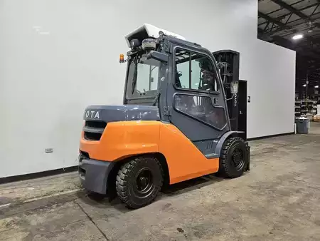 Diesel Forklifts 2019  Toyota 8FD40U (4)