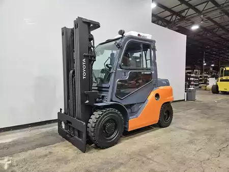 Diesel Forklifts 2019  Toyota 8FD40U (8)