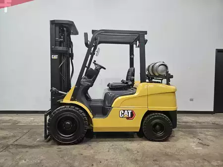 Propane Forklifts 2020  CAT Lift Trucks GP35N (1)