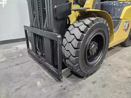 Propane Forklifts 2020  CAT Lift Trucks GP35N (18)