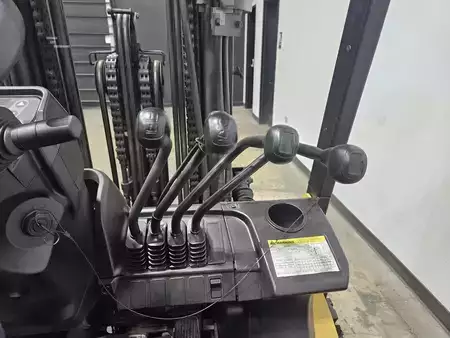 Propane Forklifts 2021  CAT Lift Trucks GP30N (13)