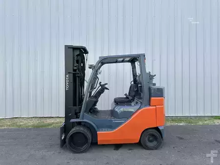 Montacargas GLP 2019  Toyota 8FGC45U-BCS (1)