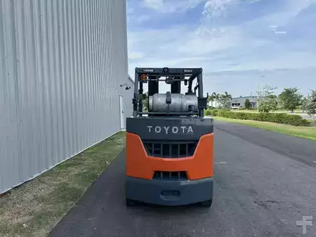 Montacargas GLP 2019  Toyota 8FGC45U-BCS (3)