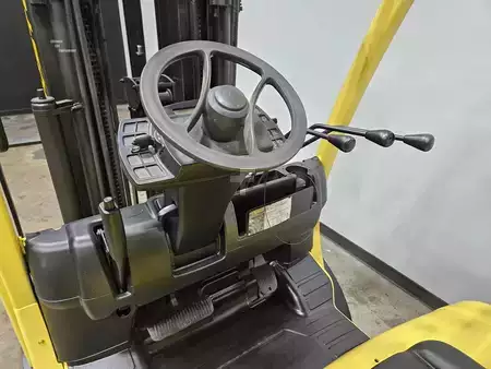Montacargas diésel 2016  Hyster H70FT (13)