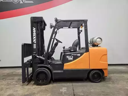 Propane Forklifts 2007  Doosan GC50C-5 (1)