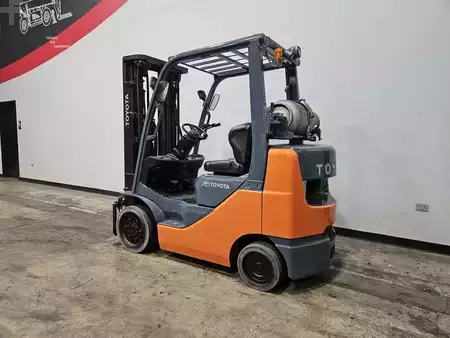 Propane Forklifts 2017  Toyota 8FGCU25 (2)