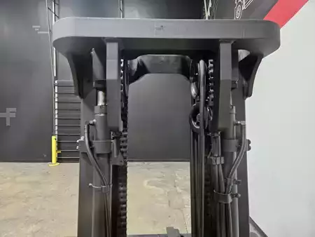 Montacargas Eléctrico (4 ruedas) 2021  Hyster E100XN (17)