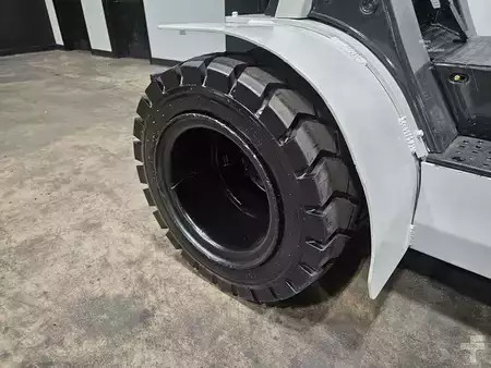 Propane Forklifts 2019  Unicarriers PF70 (15)