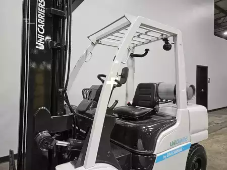 Propane Forklifts 2019  Unicarriers PF70 (9)