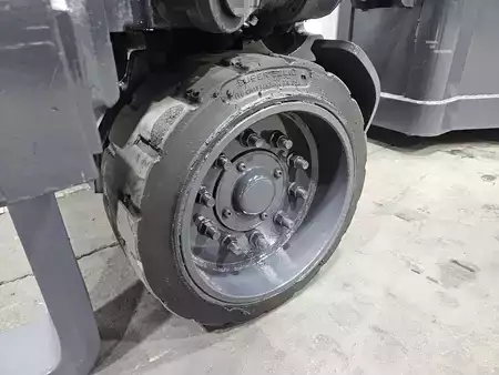 Turret Truck 2018  Aisle Master 44S (17)