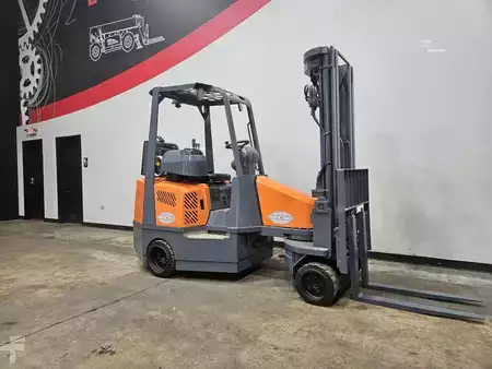 Turret Truck 2015  Aisle Master 44S (6)