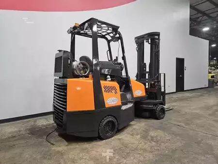 Turret Truck 2015  Aisle Master 44S (4)
