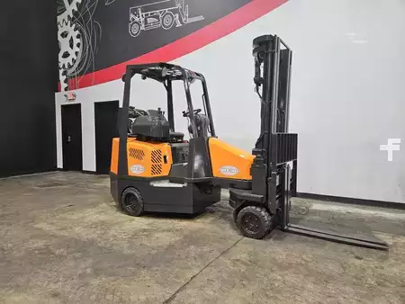 Turret Truck 2015  Aisle Master 44S (6)