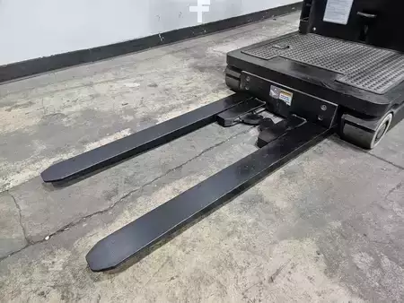 Préparateurs de commande verticaux 2021  Big Joe J2-144 (17)