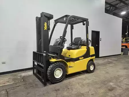 Propane Forklifts 2020  Yale GLP050MX (8)