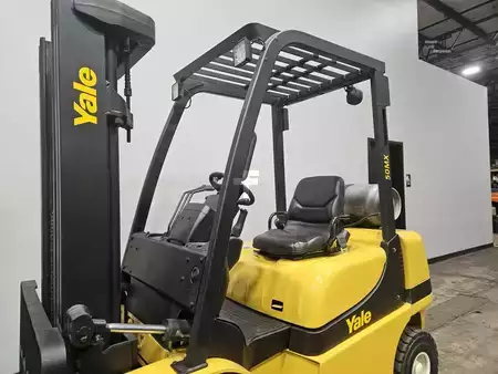 Propane Forklifts 2020  Yale GLP050MX (9)