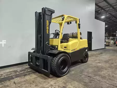 Propane Forklifts 2019  Hyster H100FT (8)